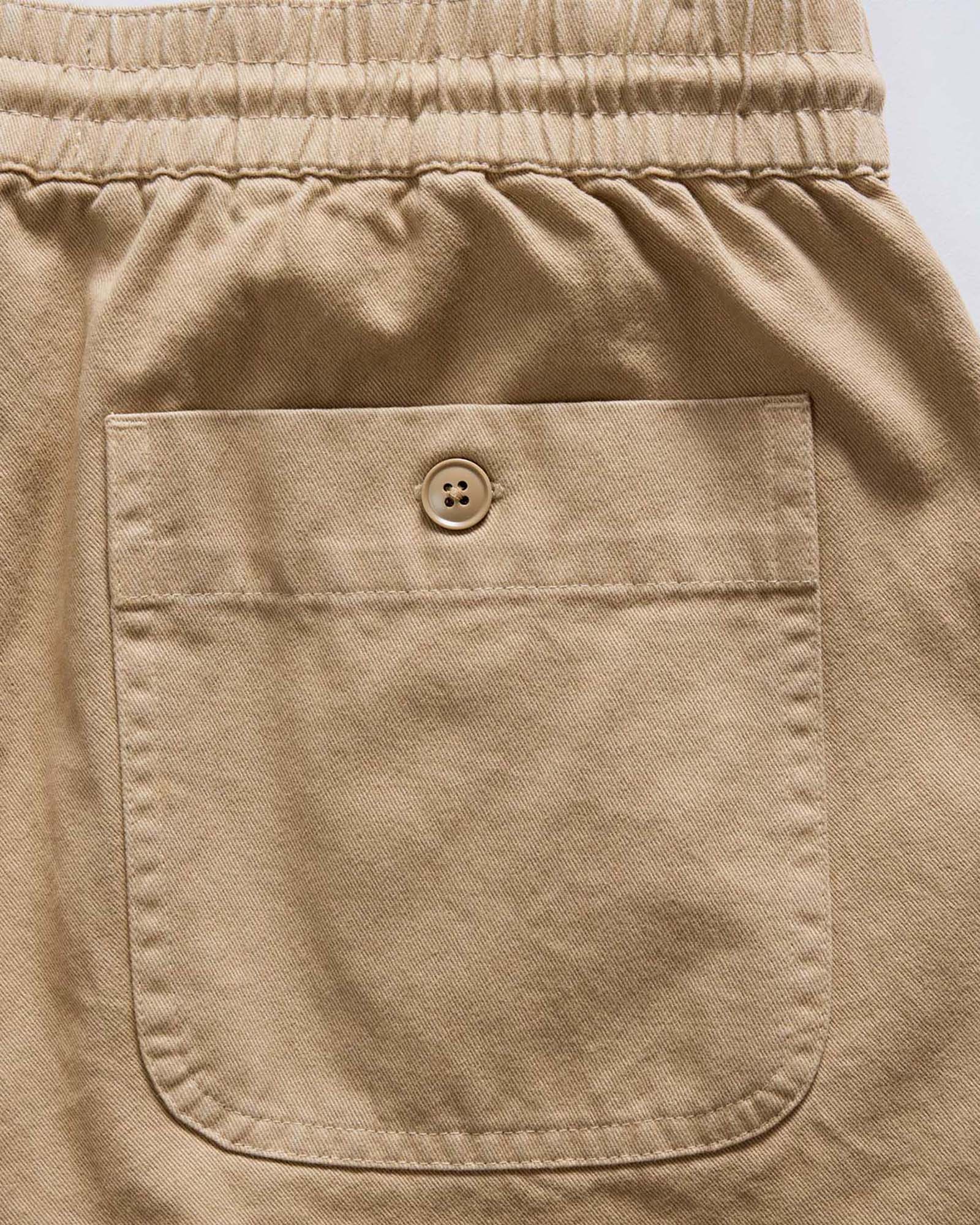 The Apres Short in Organic Khaki Foundation Twill