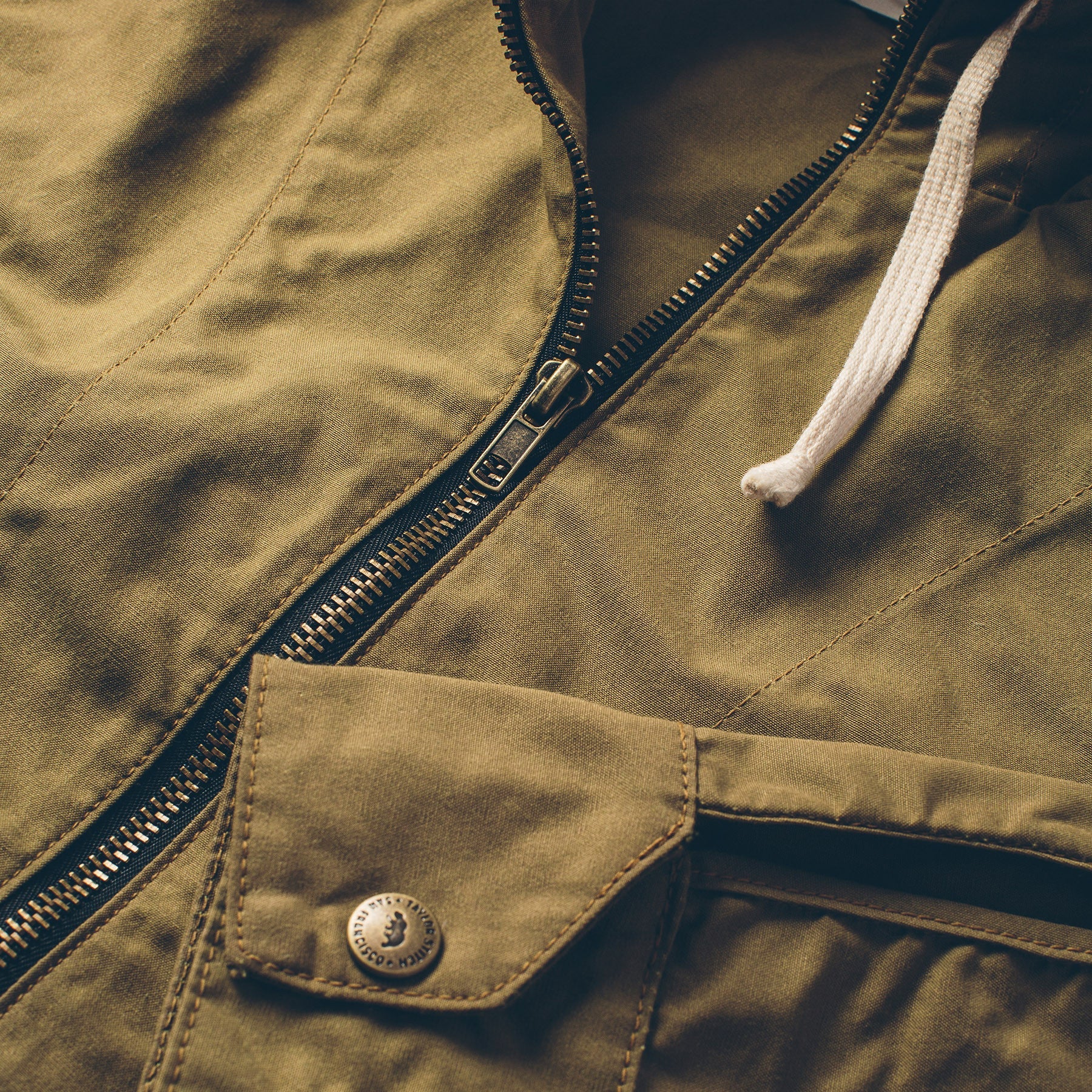 The Beach Jacket in Olive