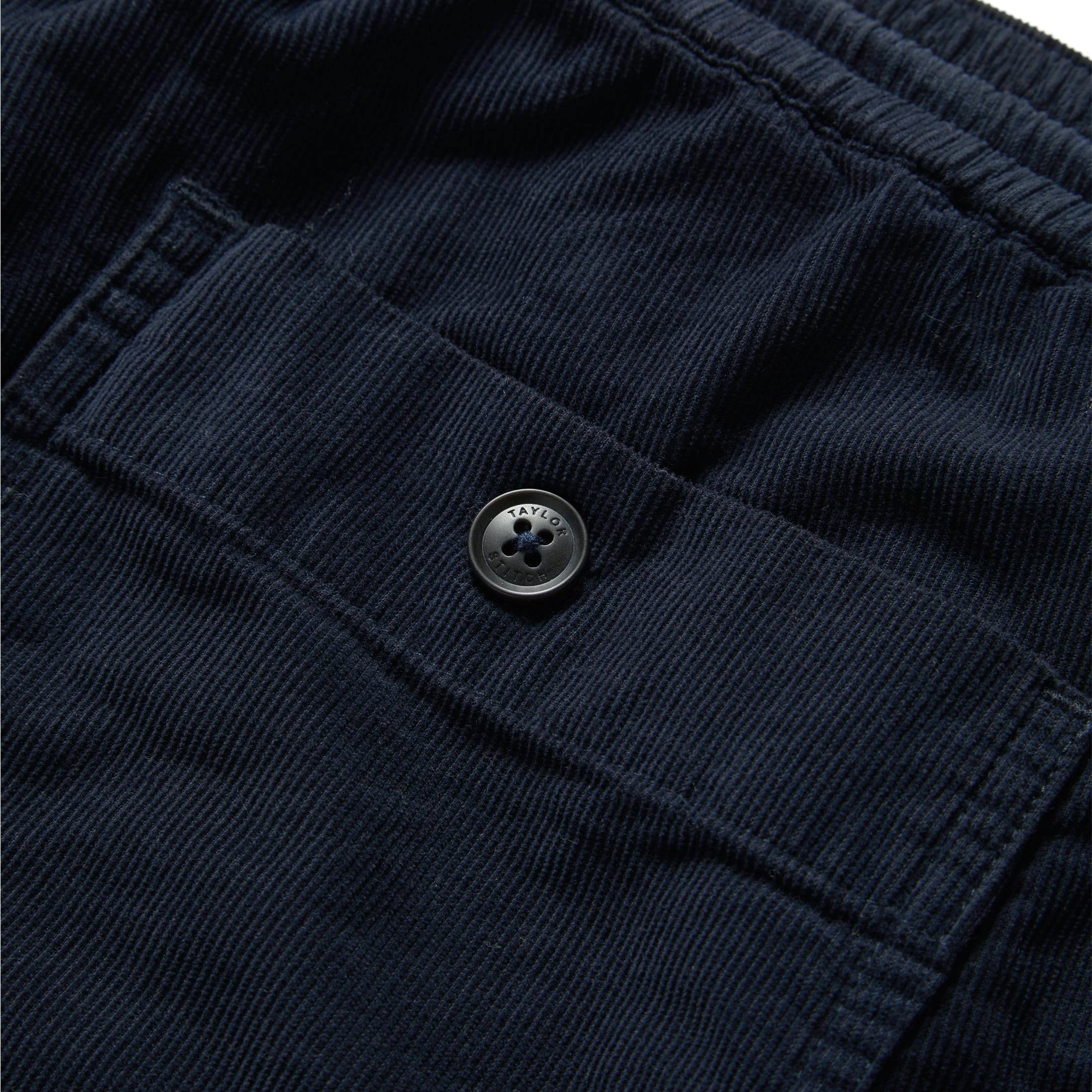 The Apres Short in Dark Navy Pinwale