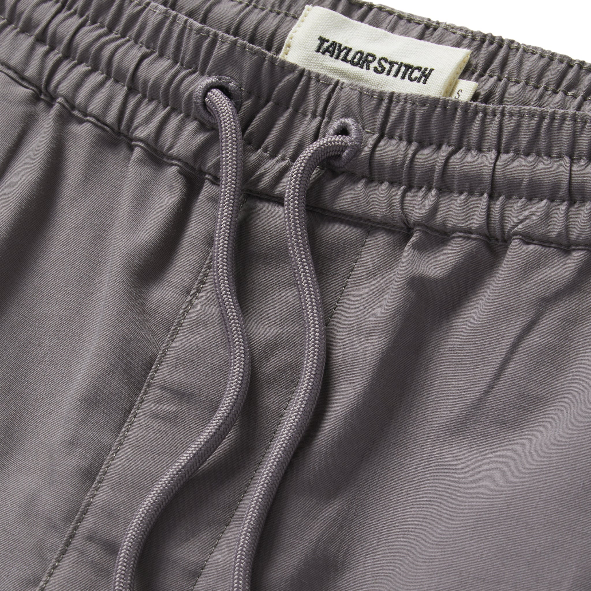 The Apres Short in Smoke Sixty Forty