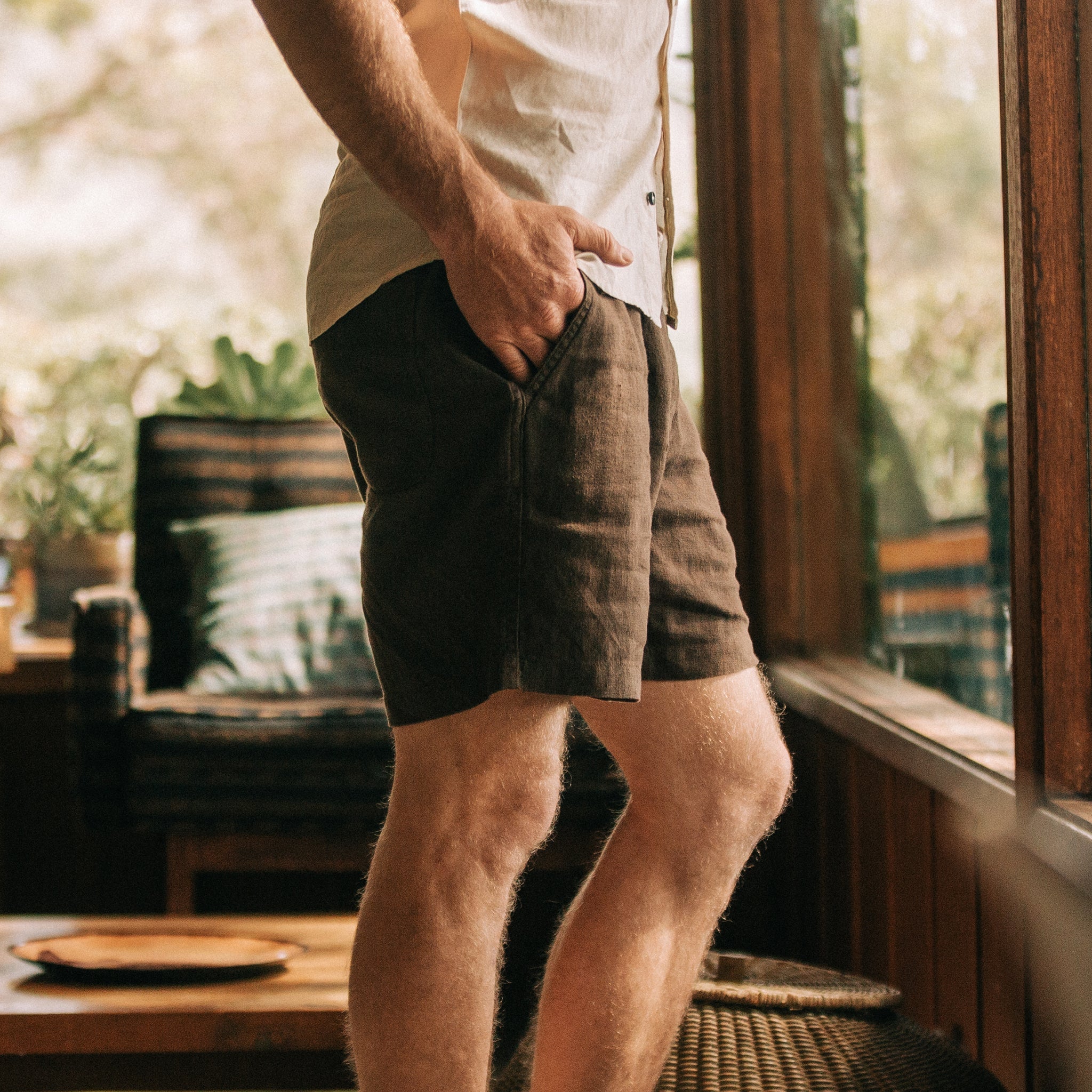 The Apres Short in Espresso Hemp