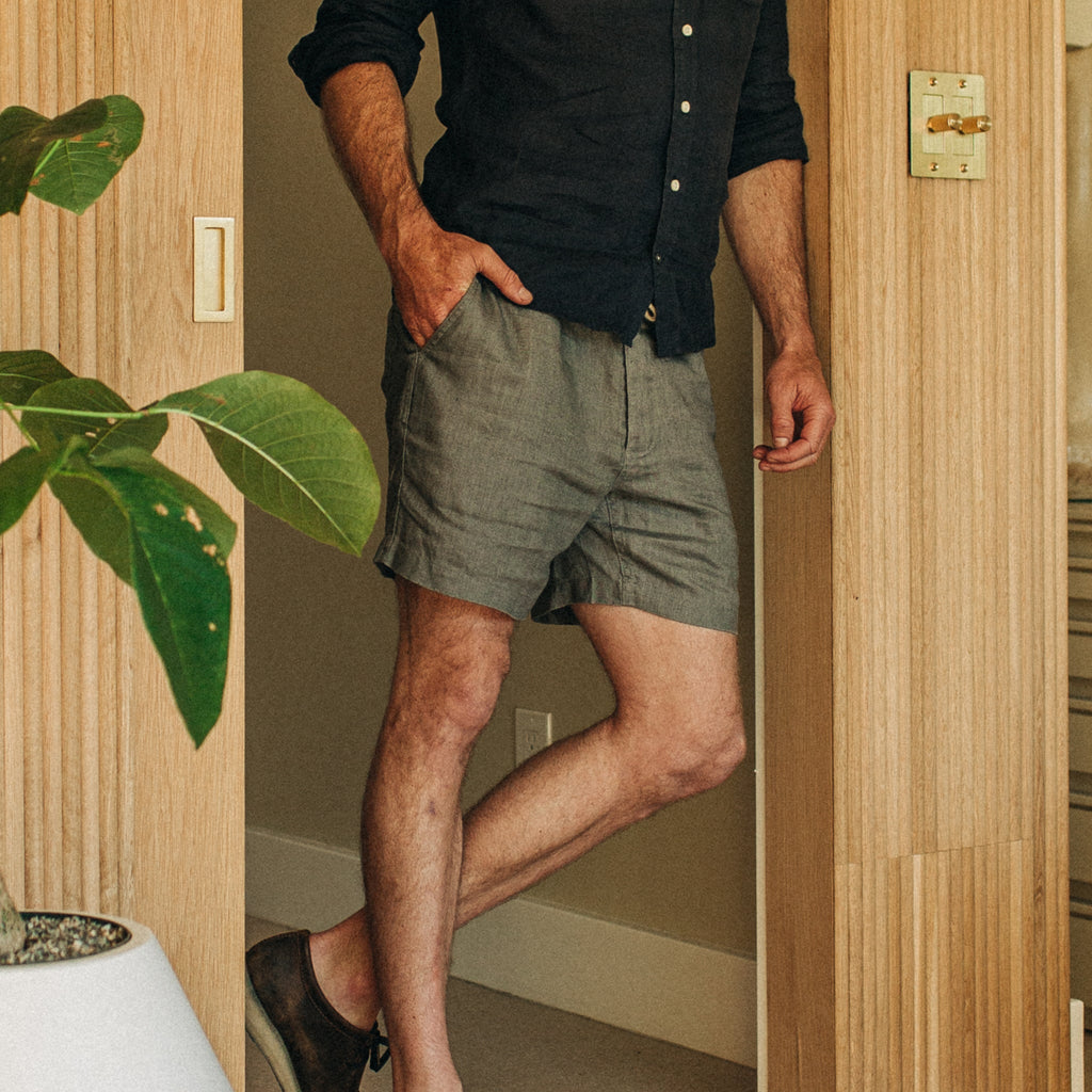 The Apres Short in Ash Hemp