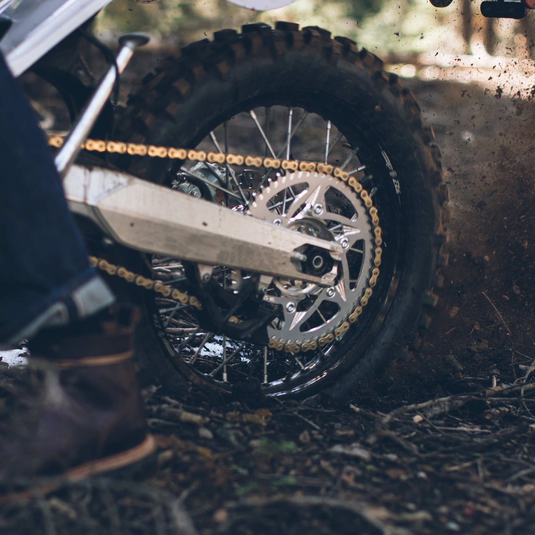 The Alta Motors Redshift EX in Taylor Stitch Custom